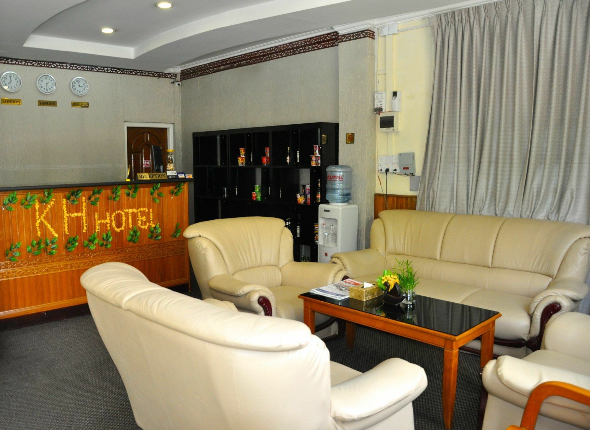 Kh Hotel , Kokkine Yangon Extérieur photo